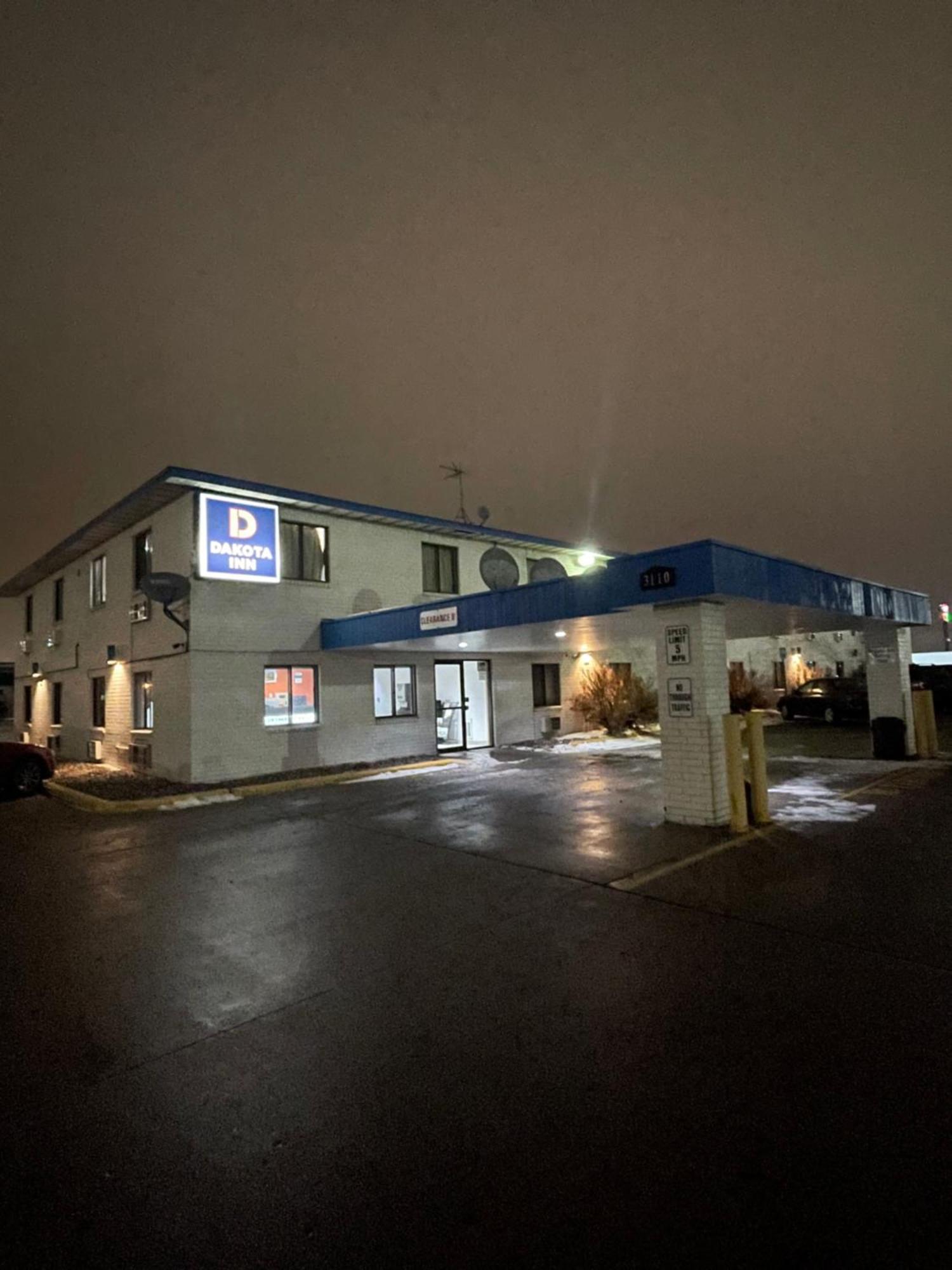 Dakota Inn Фарго Экстерьер фото